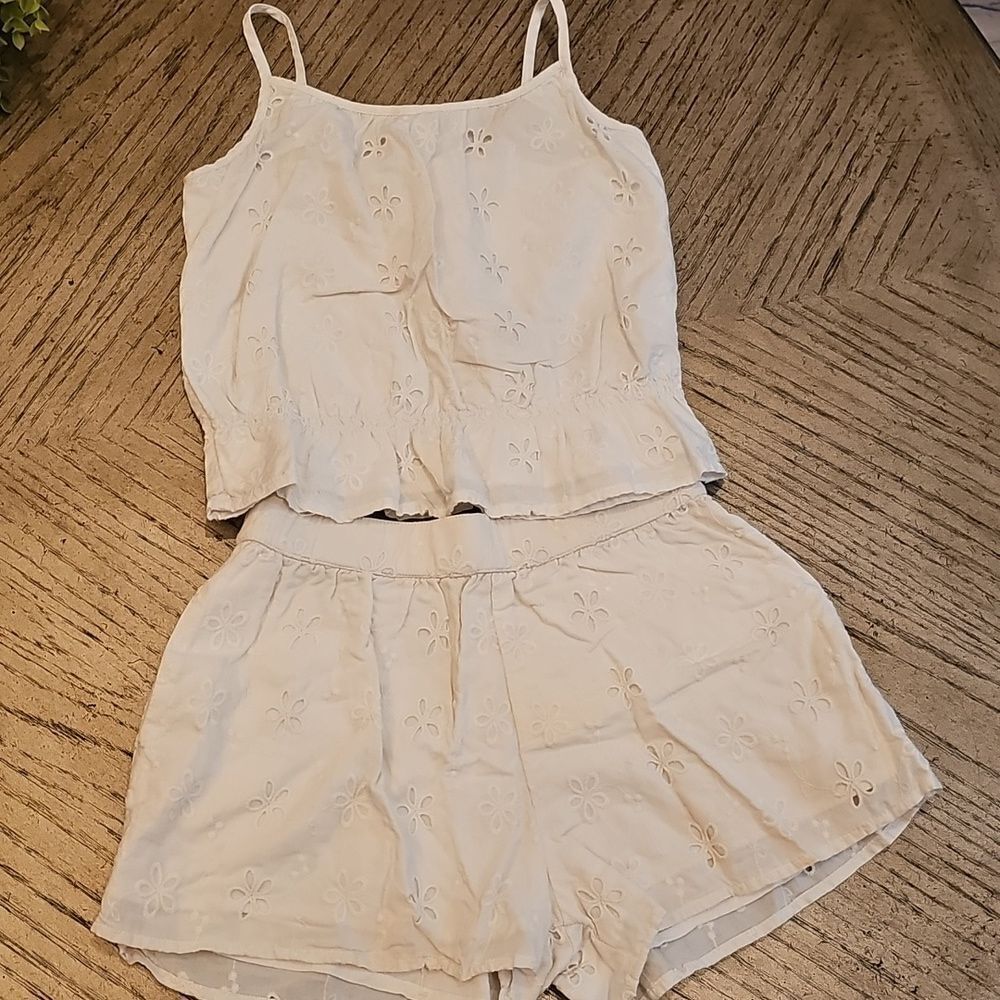 White Eyelet Crop Top and Shorts Set Size 7/8 Abercrombie